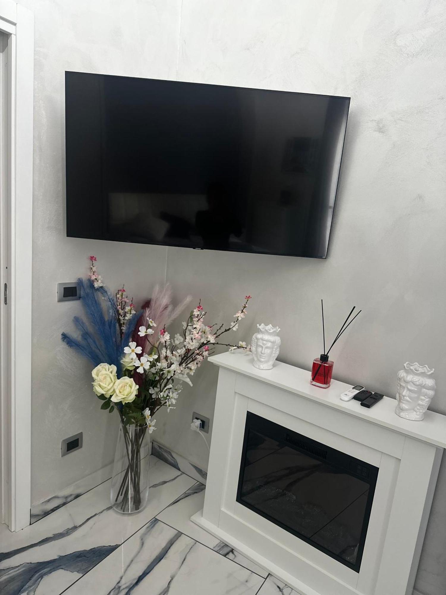 Naomi Luxury Home CTA Cameră foto